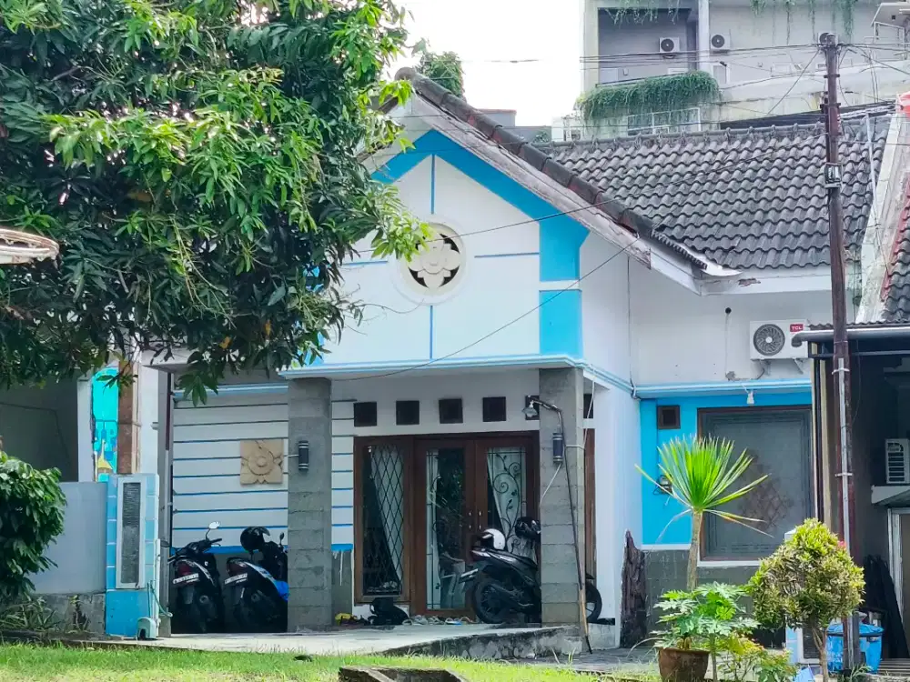 Rumah Taman Sawunggaling, Banyumanik. SHM Luas 217m Tanpa Perantara