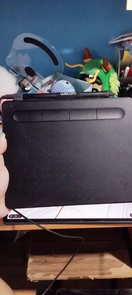 Wacom CTL4100 pen tablet