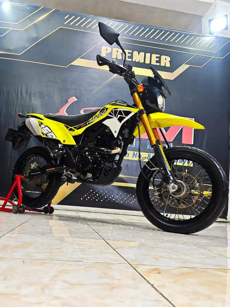 Kawasaki D'tracker 150 SE 
NIK 2020 like new