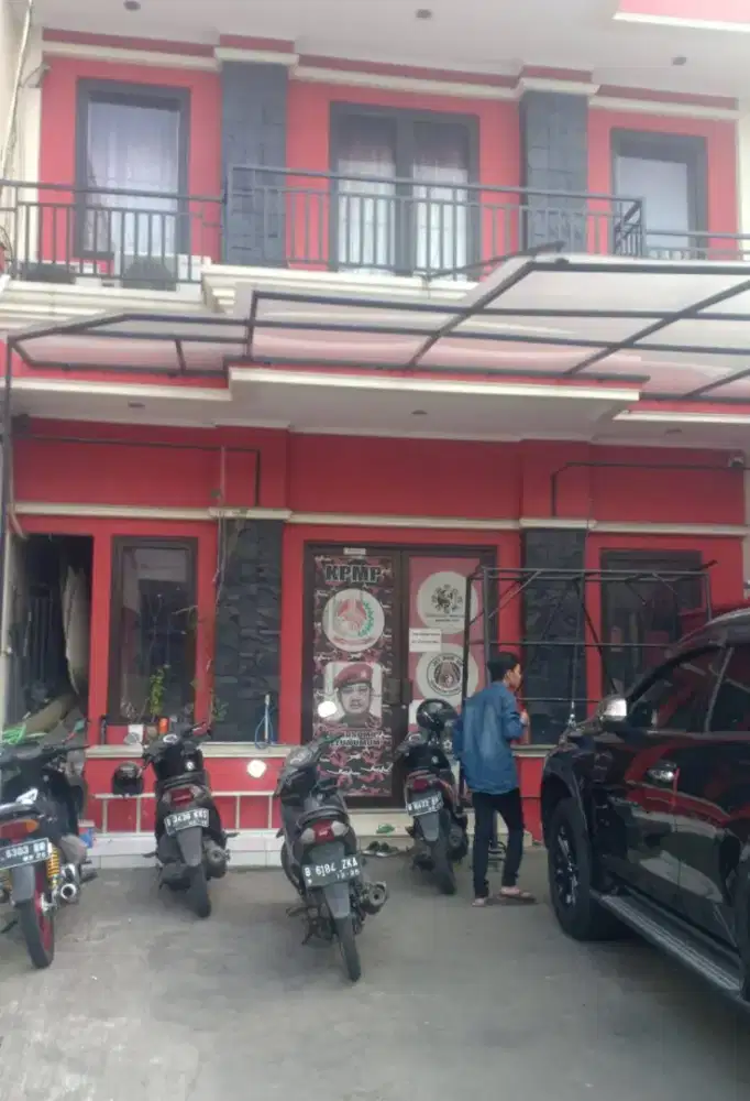 Art asisten rumah tangga