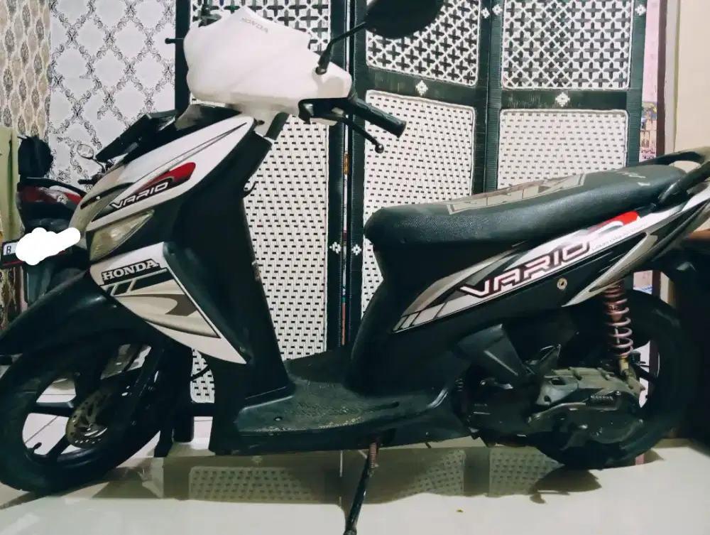 HONDA VARIO KARBU 110 PUTIH
