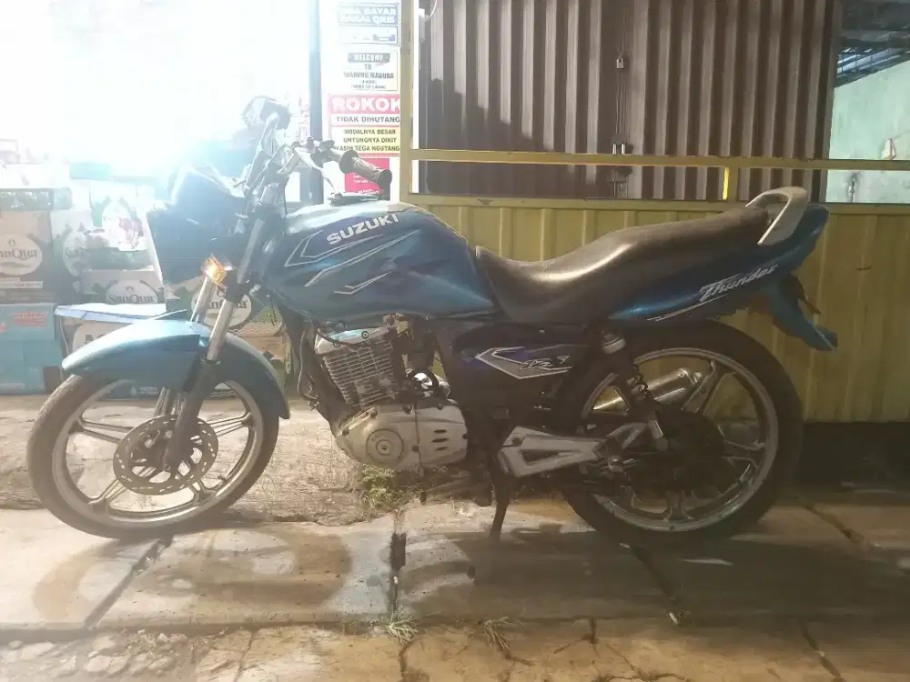 Suzuki Thunder Ss lengkap meein sehat