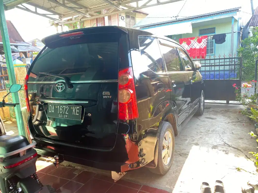 Mobil seken Toyota Avanza
