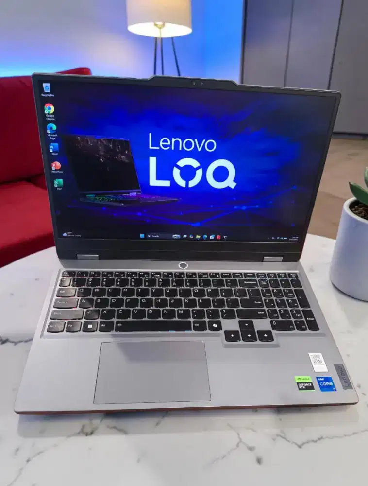 Laptop Lenovo loq i7 gen 13 rtx 4050