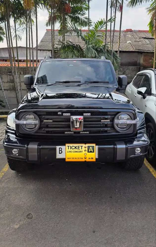 Tank 300 bensin hybrid km low 5rb an, seperti baru