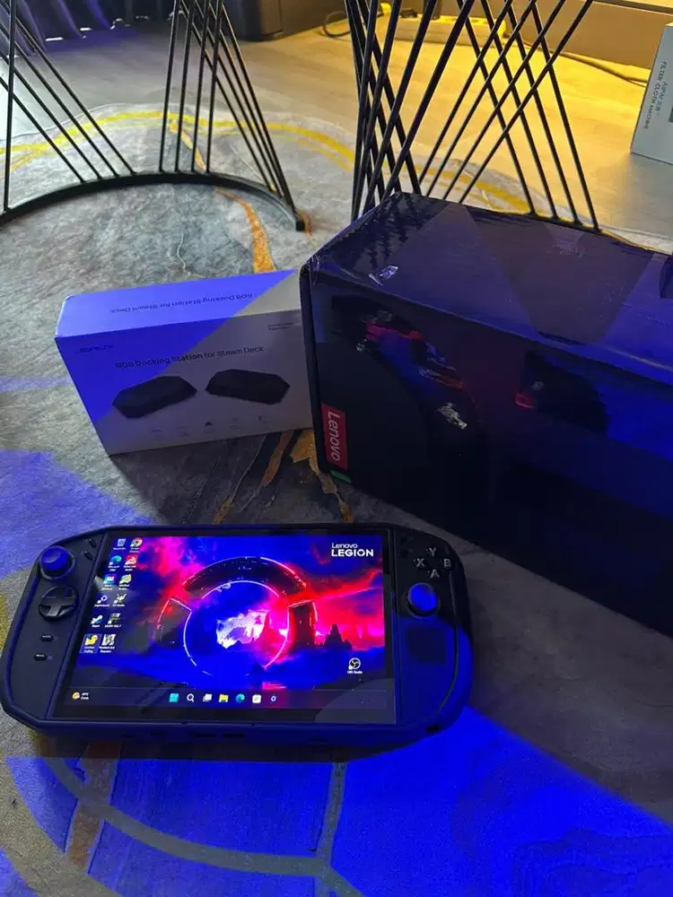 Lenovo Legion Go 2 Fullset + Docking
