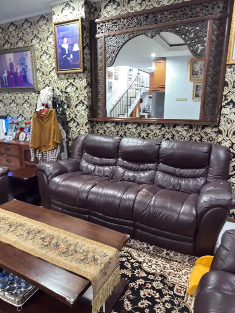 Set Ruang Tamu 3 Sofa 1 Meja 1 Nakas