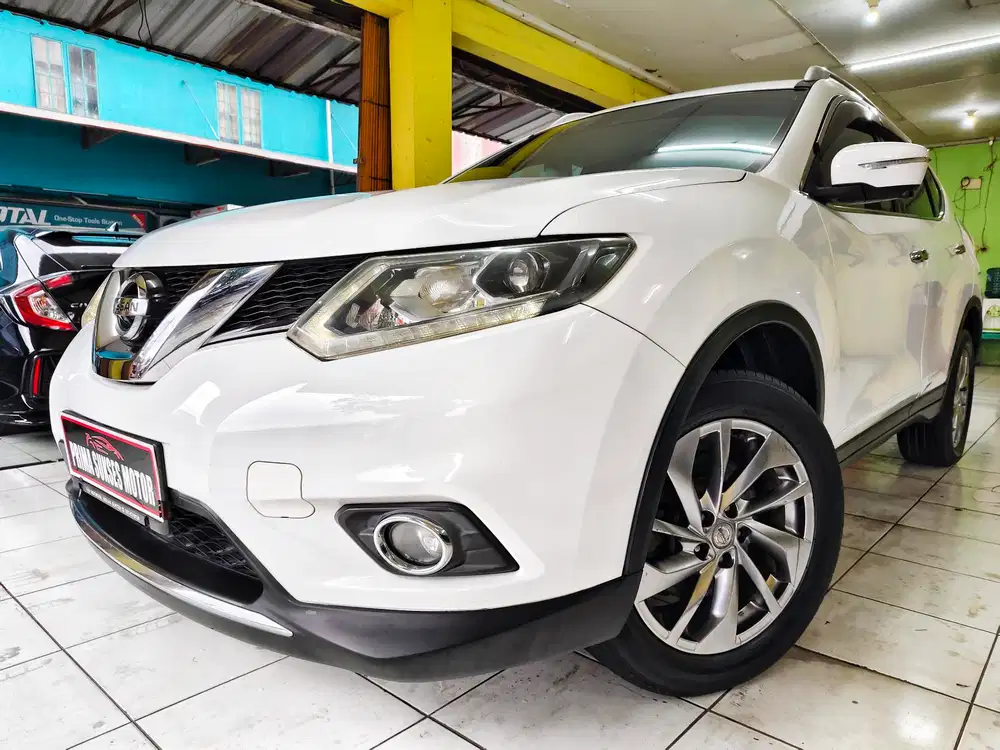 NISSAN XTRAIL 2.5 AT 2015 MATIC PERFECT ANTIK TOP X-TRAIL T32 NO 2016