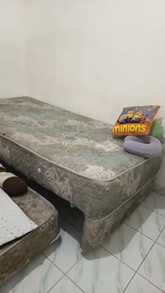 Kasur Sorong Lama