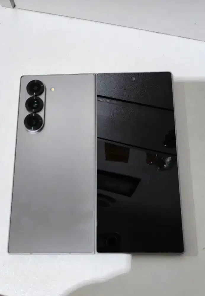 Samsung Z FOLD 6 2025