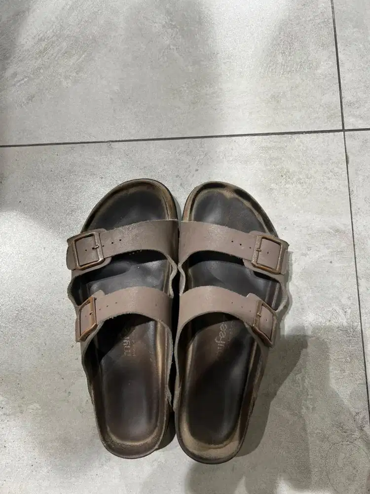 MyFeet ukuran 44