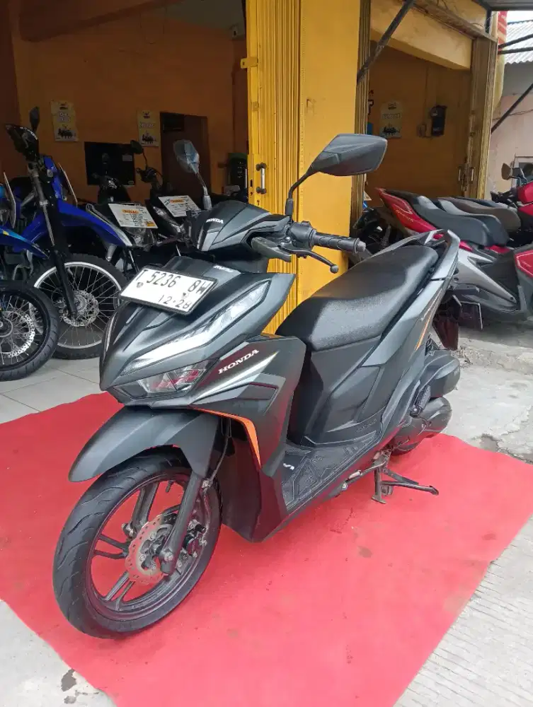 H. Vario 125 CBS ISS