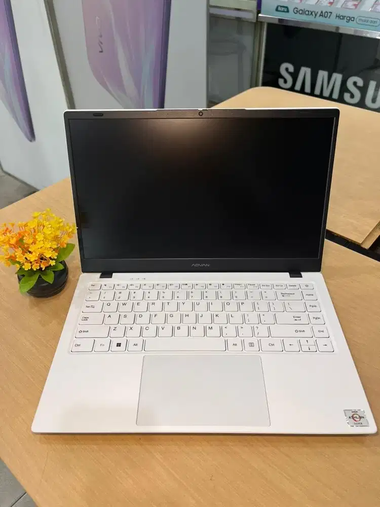 BANTING HARGA LAPTOP BARU ADVAN COCOK UNTUK PELAJAR MURAH MERIAH