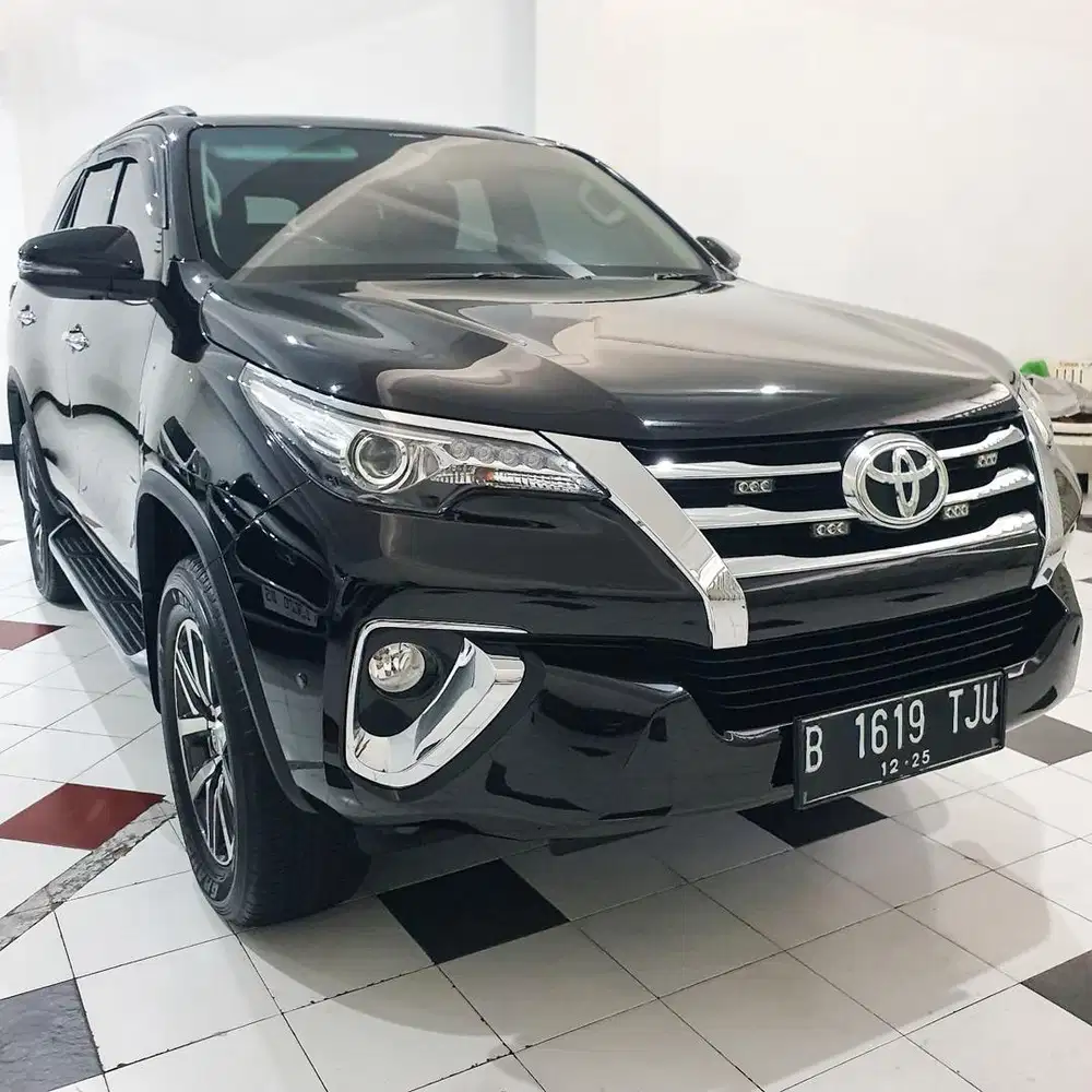 KM 48 RB Toyota Fortuner 2.4 VRZ 2020 Antik Fortuner Trd 2019