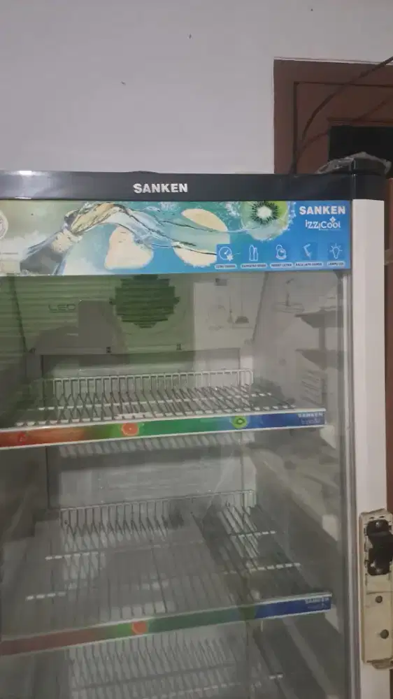 SHOWCASE SANKEN - 5 RAK
