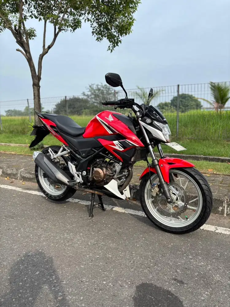 Honda CB150R 2018 V3