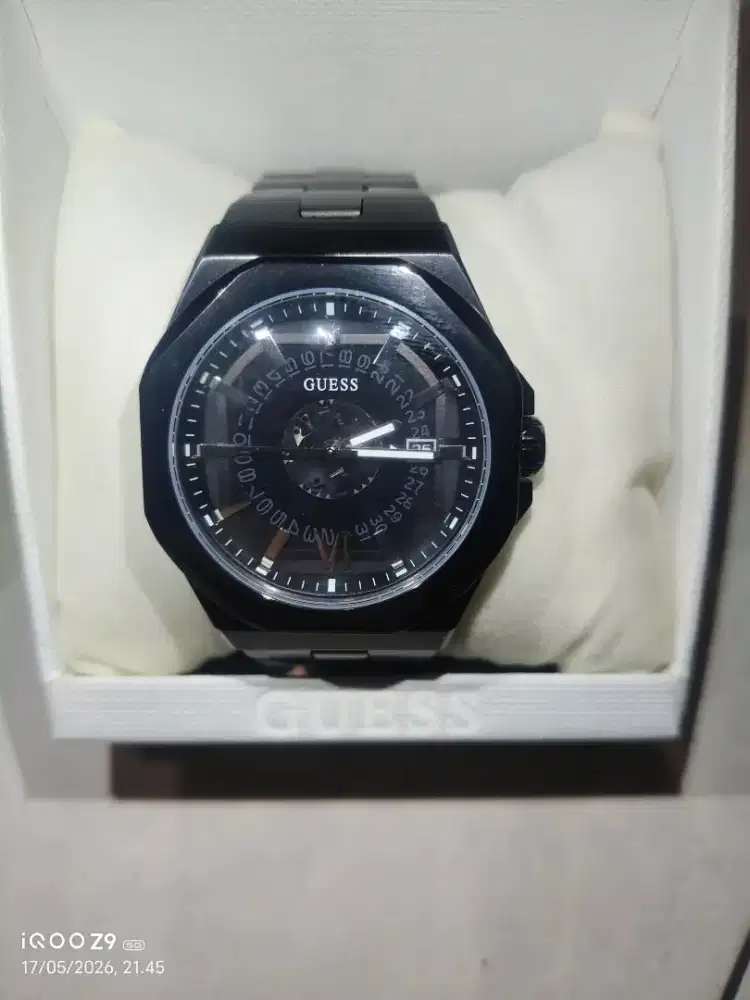 Jam tangan guess GW0573G3
