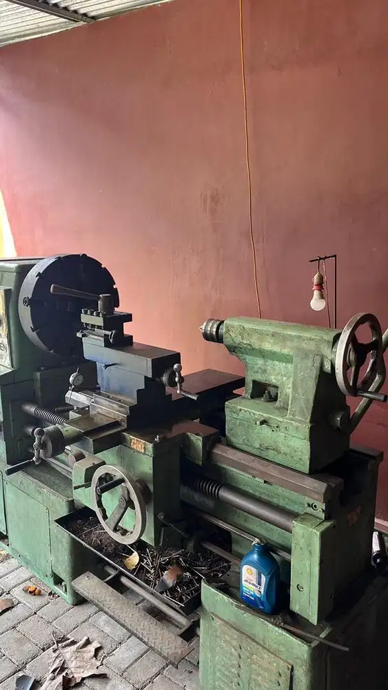 Mesin Bubut San Yuen 1700 Hs