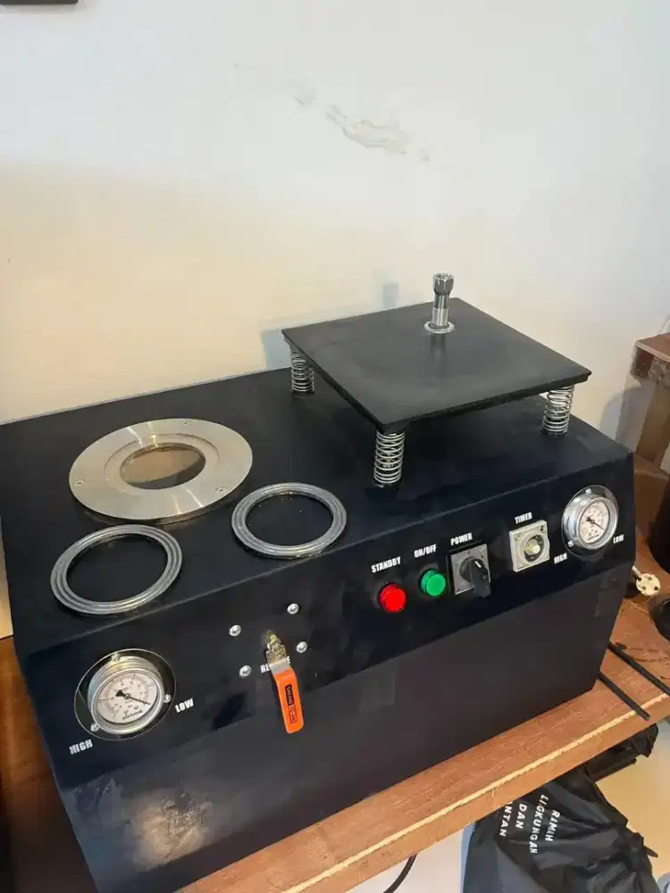 Mesin Vacum Casting Perhiasan
