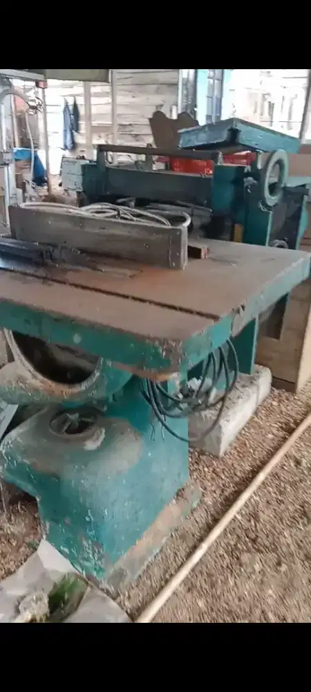 Mesin pres mesin siku mesin belah