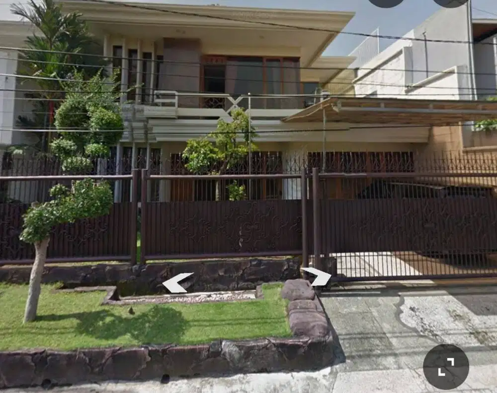 DIJUAL RUMAH DI DHARMAHUSADA INDAH TIMUR DEKAT GALAXY MALL SBY