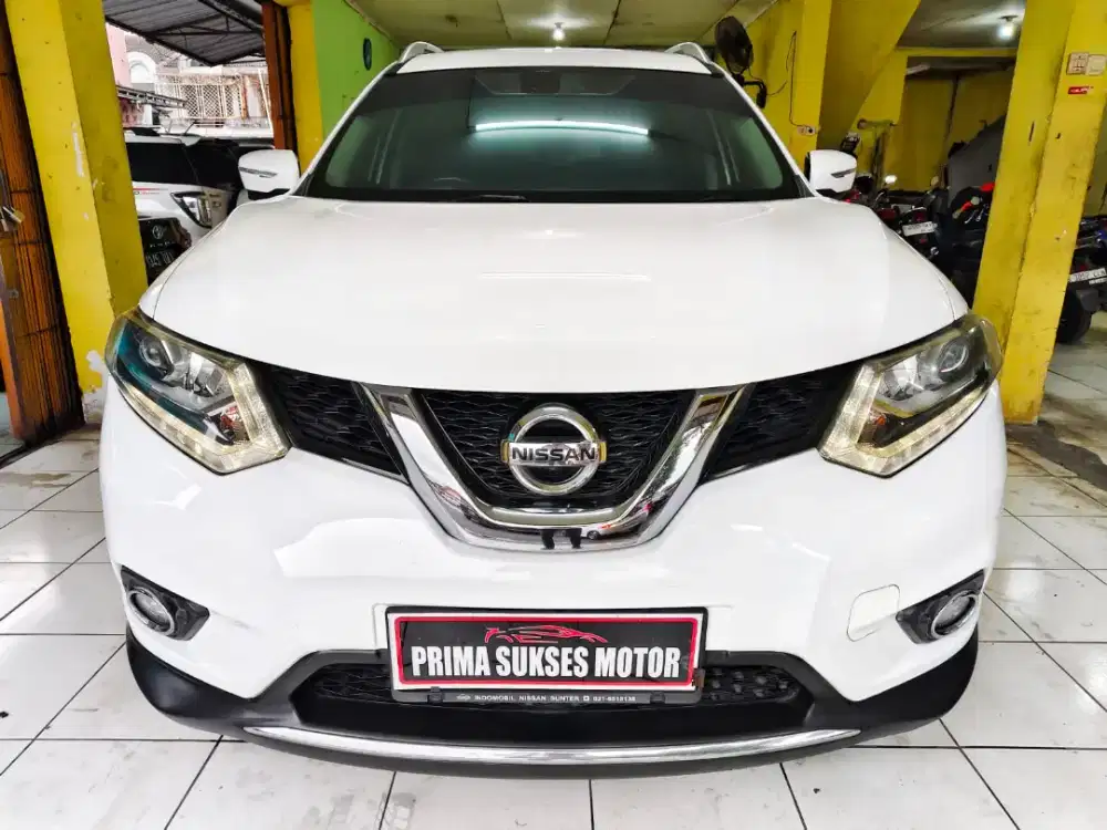 NISSAN XTRAIL 2.5 AT 2015 MATIC LIKE NEW