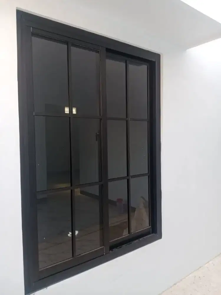 Jendela geser alumunium ornamen T150cm L120cm hrg dg pasang 2,4 jt/pcs