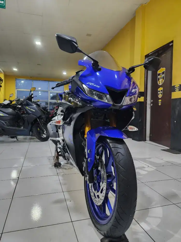 Di jual murah Yamaha R15 v3 2019