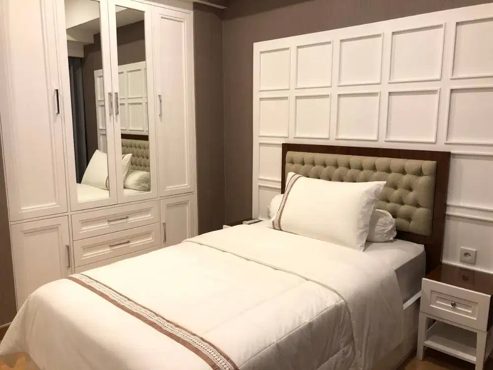 DIJUAL APARTEMEN THE PEAK BARU GRESS CONNECT TUNJUNGAN PLAZA SBY