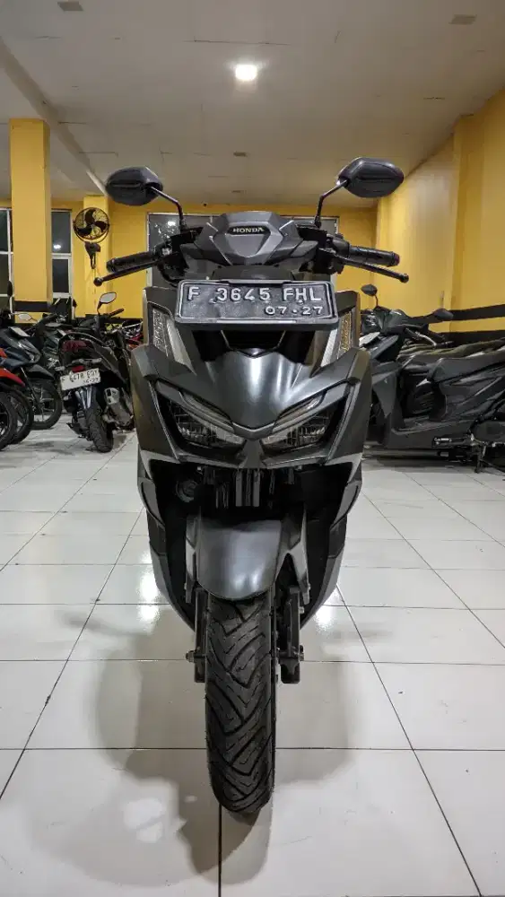 Di jual murah Honda Vario 160abs 2022