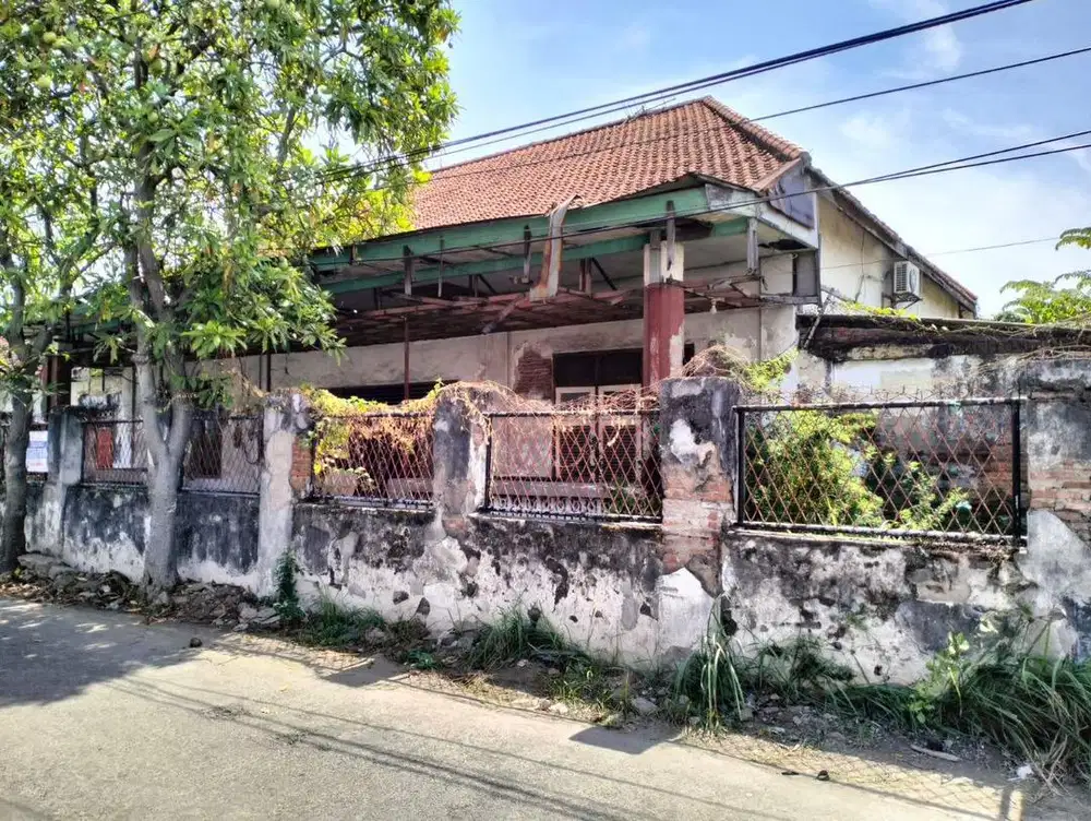 MURAH ! HITUNG TANAH SAJA ! DIJUAL RUMAH RAYA KALISARI ROW 2 MOBIL