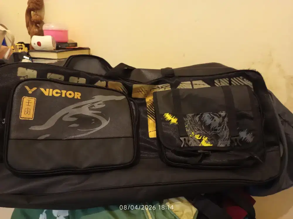 Limited Edition Tas Badminton Victor