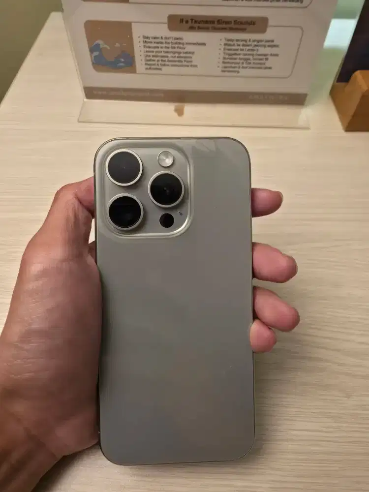 Iphone 15 Pro 256 Gb Natural Titanium Ibox