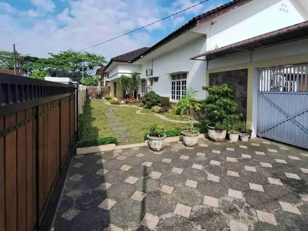 RUMAH FULL FURNISHED