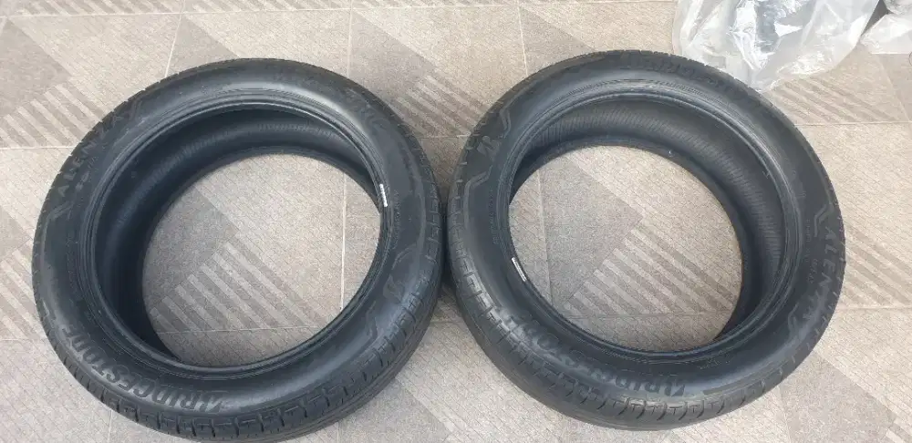 Bridgestone Alenza 225 50 R18