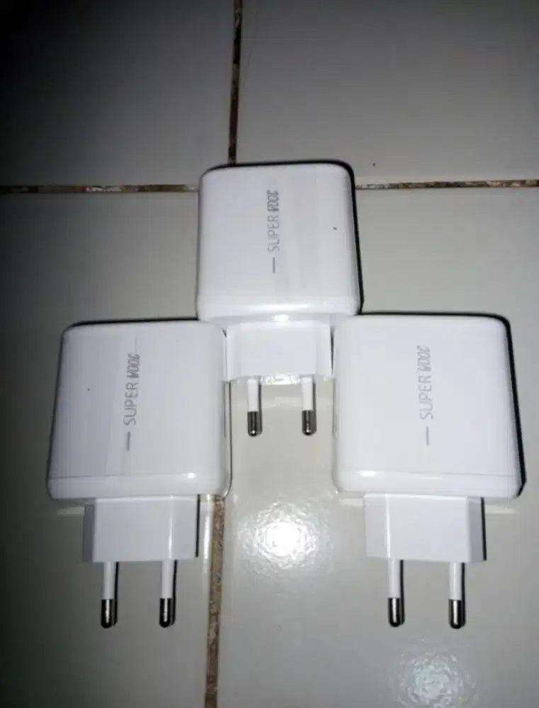 Kepala cas mikro atau type C