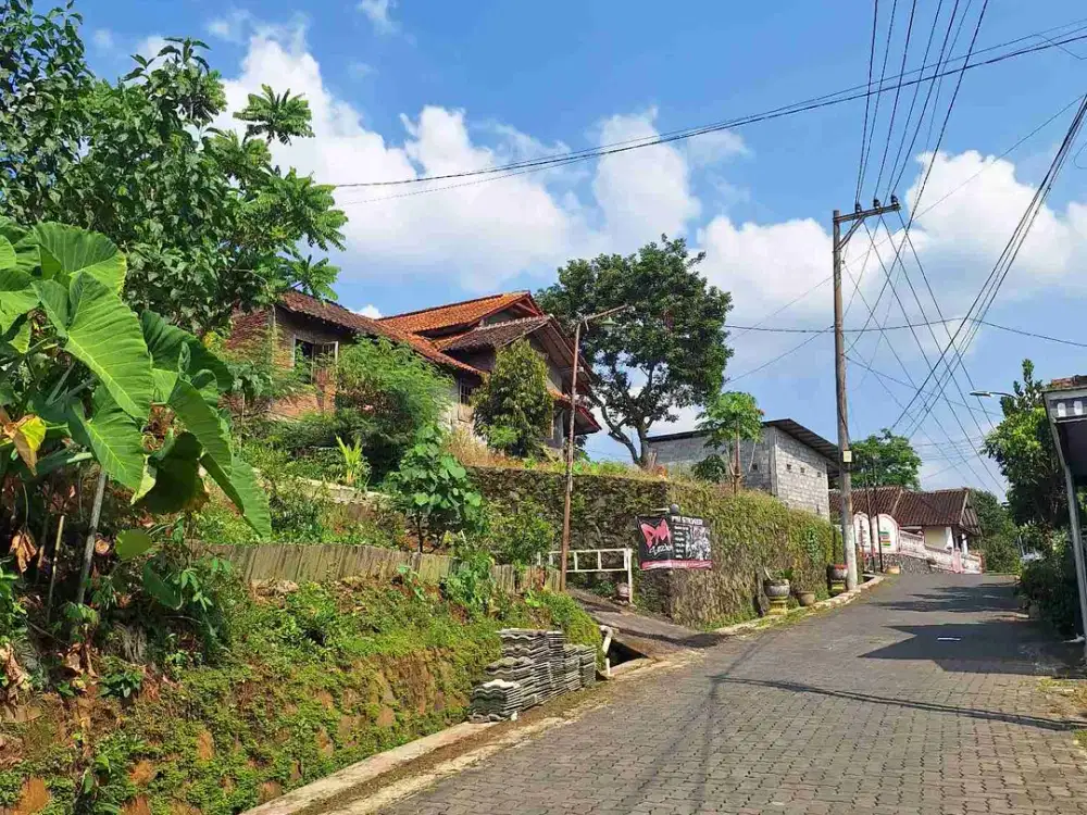 Di JUAL Tanah Pinggir Jalan RAYA SIROTO Pudak Payung BANYUMANIK