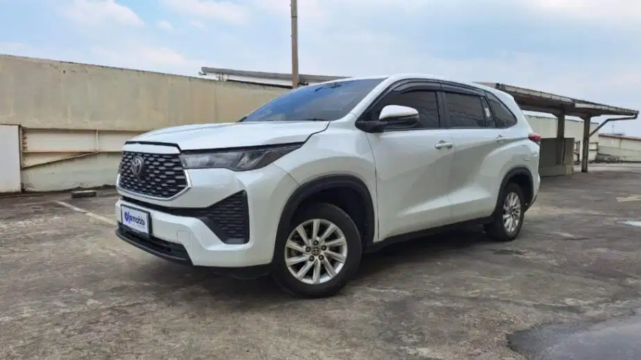 KM LOW PAJAK HIDUP TOYOTA KIJANG INNOVA 2.0 ZENIX G CVT BENSIN-AT