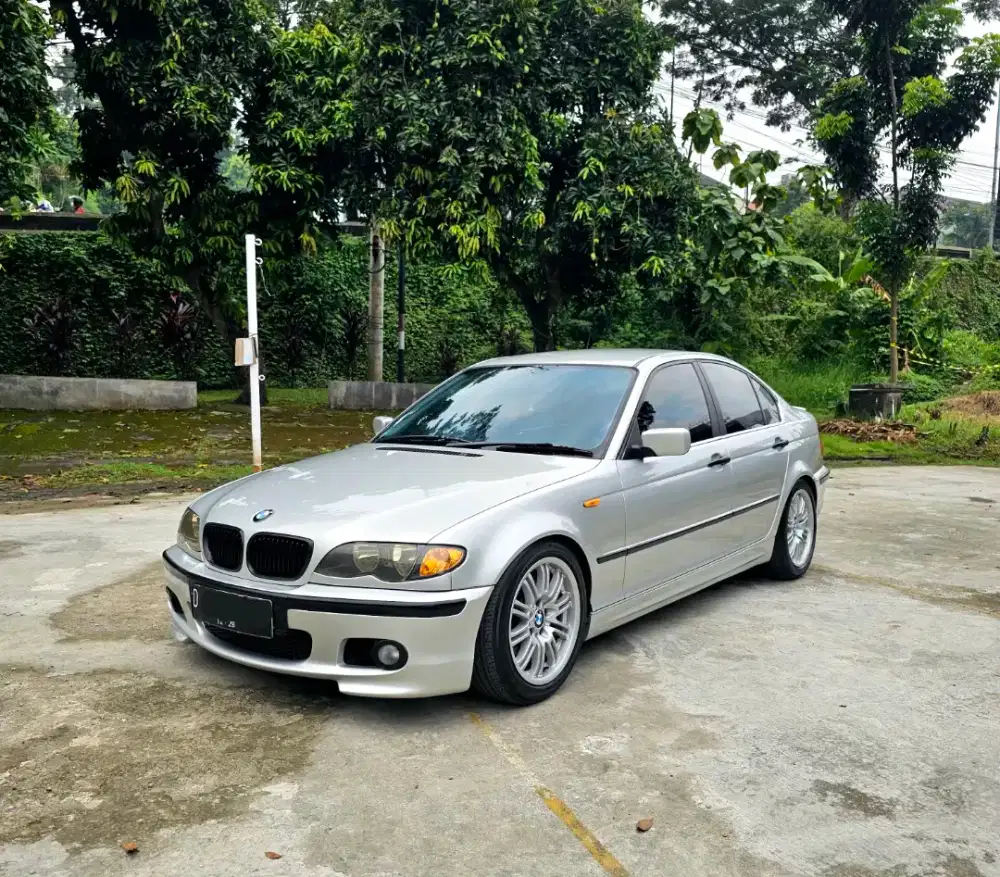 BMW E46 M54 325i facelift AT 2002