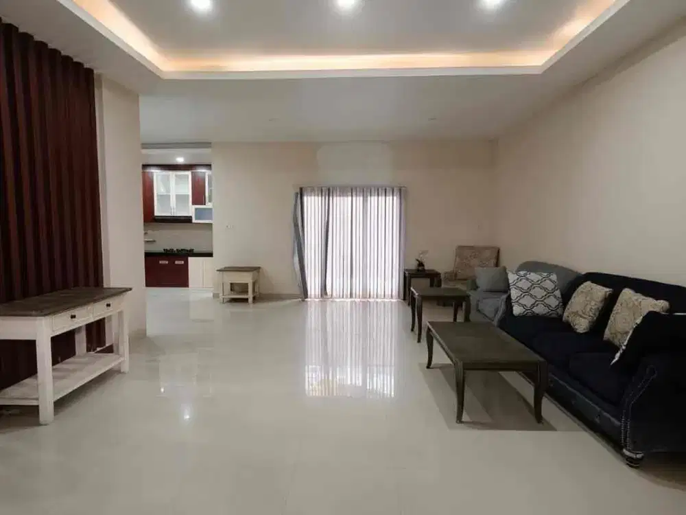 Villa Halton Palace Bersih Siap Huni