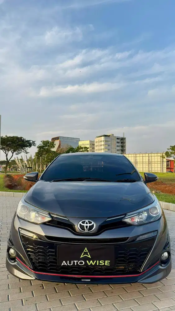 YARIS S TRD AT 2020 GREY ON BLACK