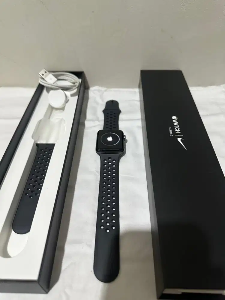 Apple Watch Series 3 NIKE Edition