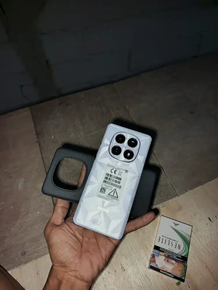 Redmi note 15 ram 8/256