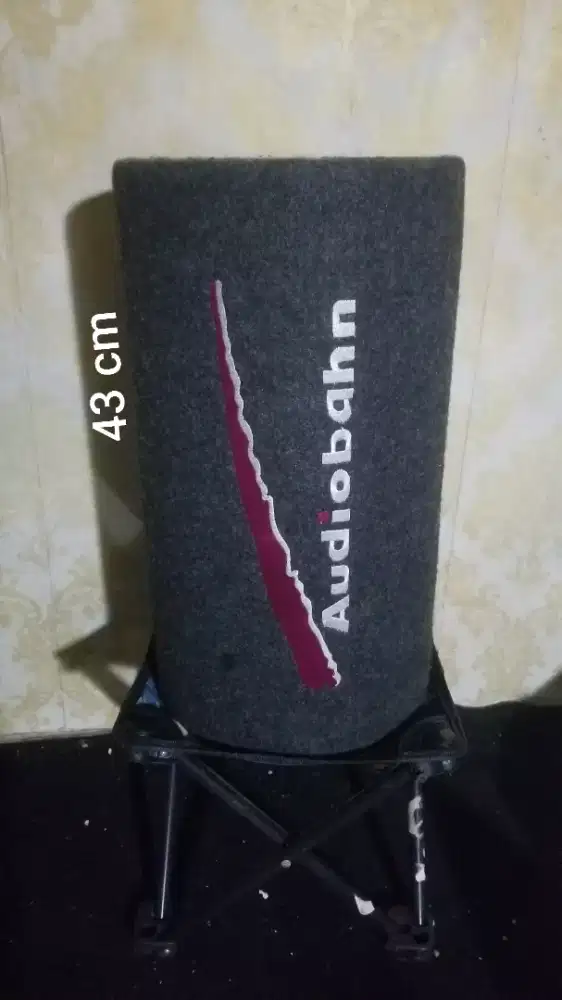 Subwoofer audiobahn 43cm