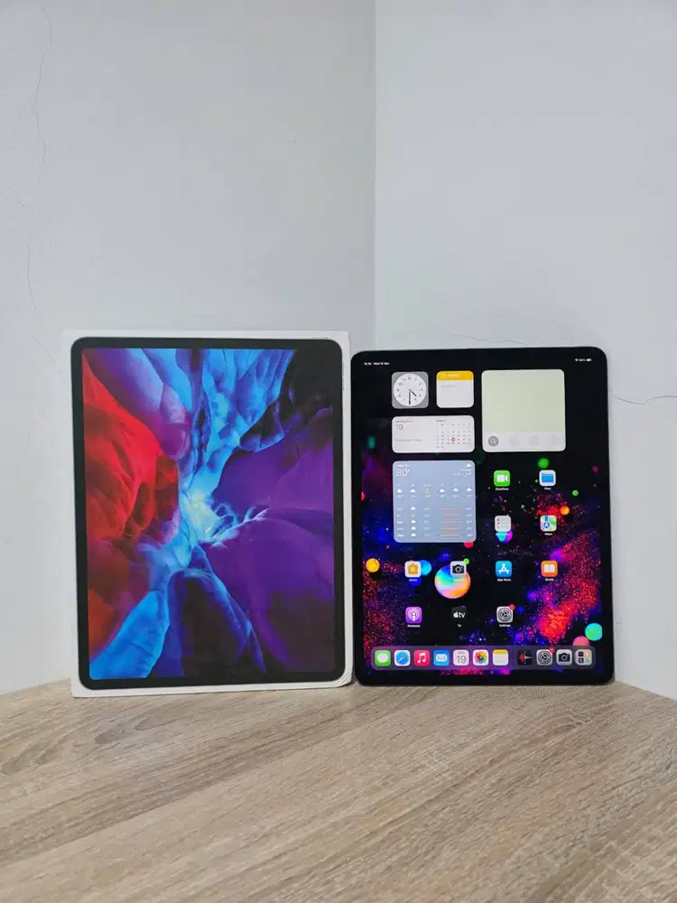 Apple iPad Pro 12.9 Inch 2020 4th Gen 256GB 256 GB Wifi Only Perfect