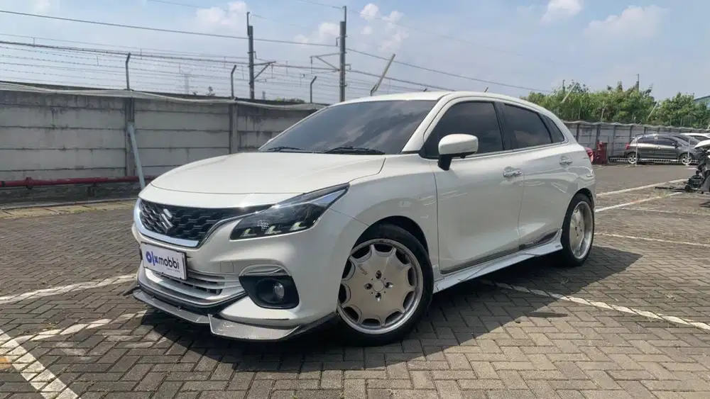 KM Low Nego Harga Murah Suzuki Baleno 2022 FKX