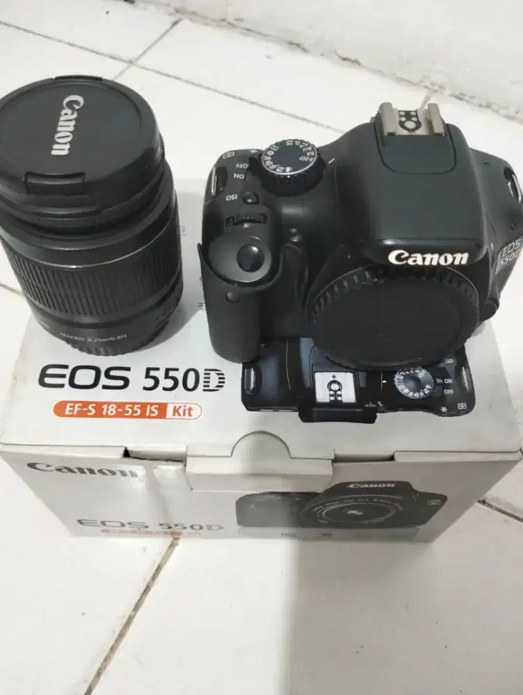 CANON 550D KIT 18-55MM