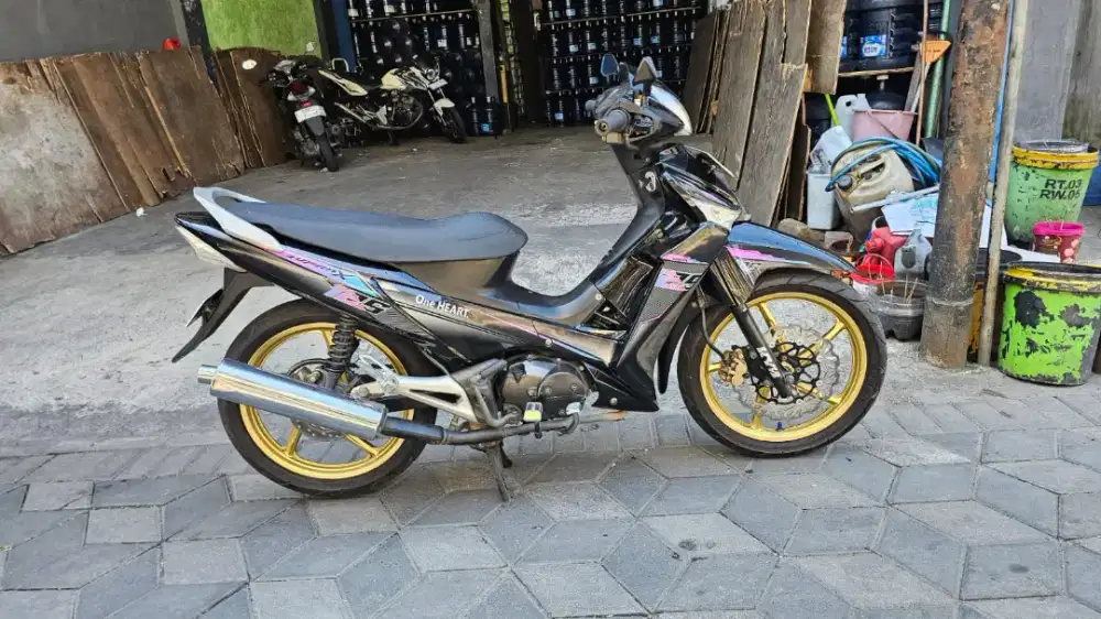 UD ENY MOTOR - Honda Supra X 125 thn 2008 istimewa