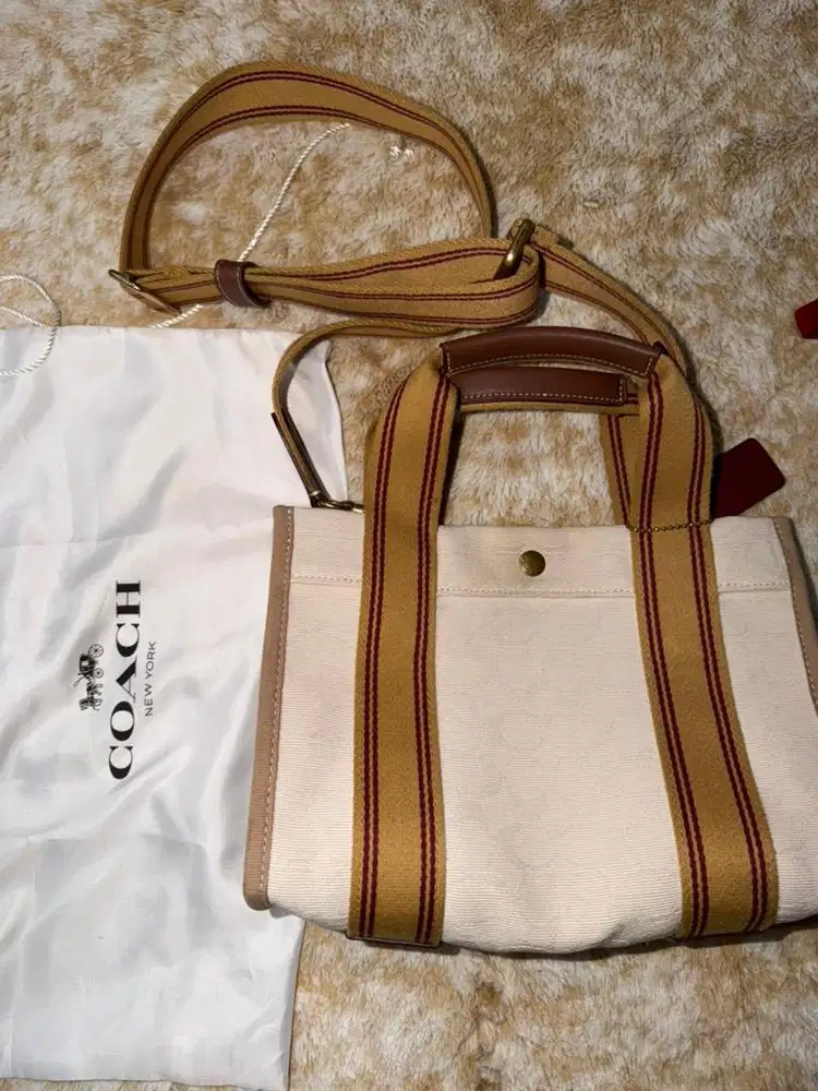Sling bag coach preloved