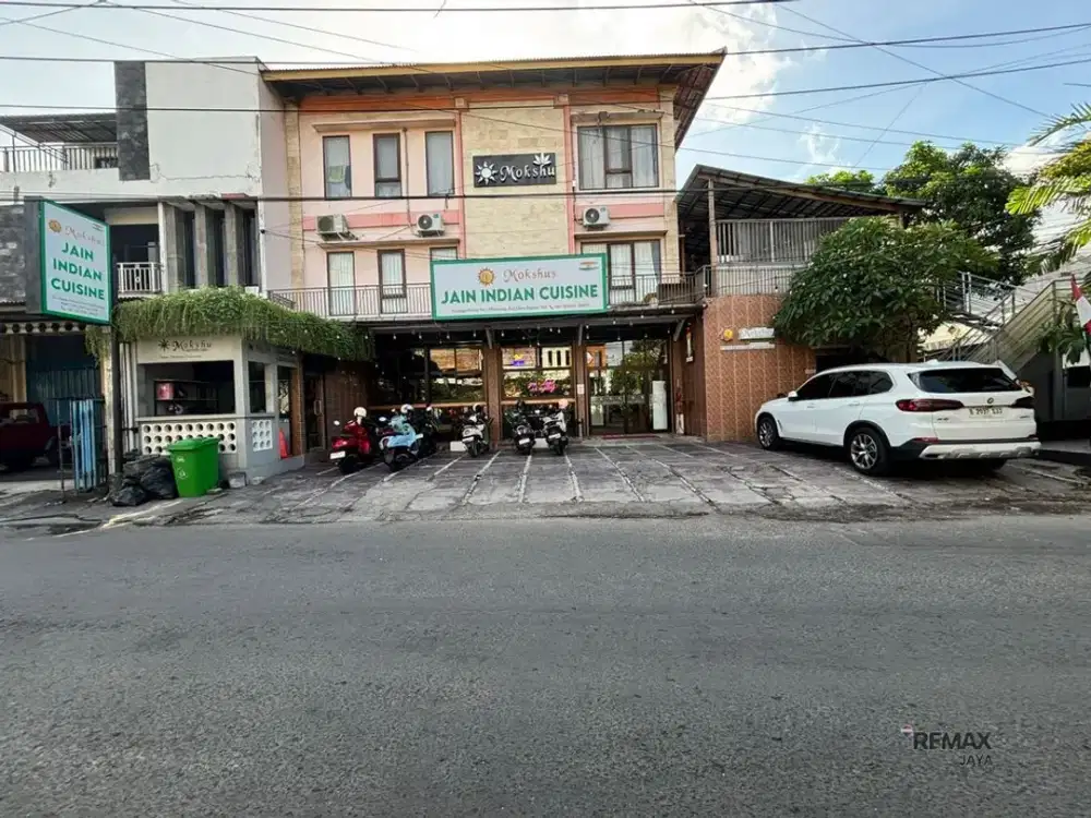 Ruko 3 Lantai untuk Kantor Disewakan, di Canggu, Kuta Utara Area
